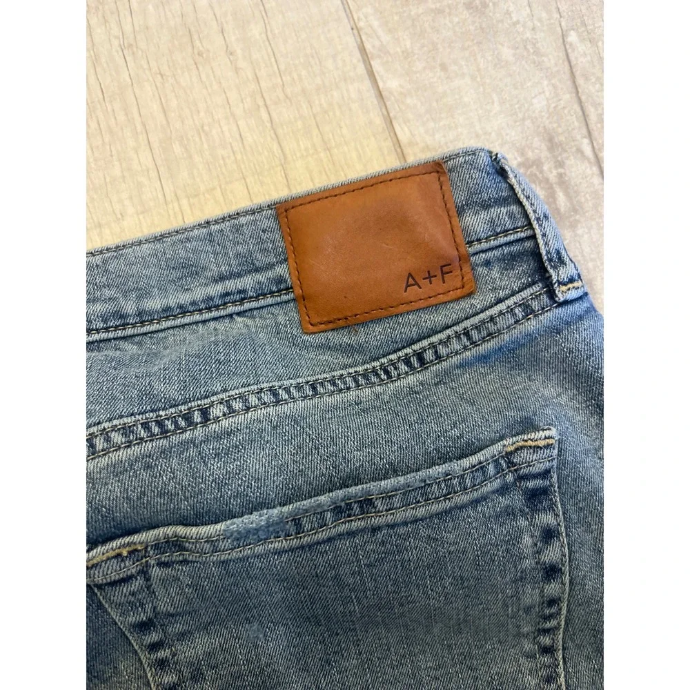 Abercrombie & Fitch Kennan Straight Distressed Stretch Jeans Blue 34x33‎